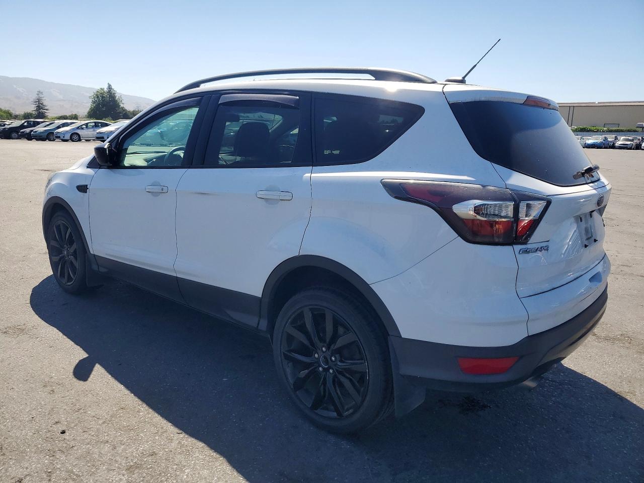 2017 FORD ESCAPE SE — снимка 2