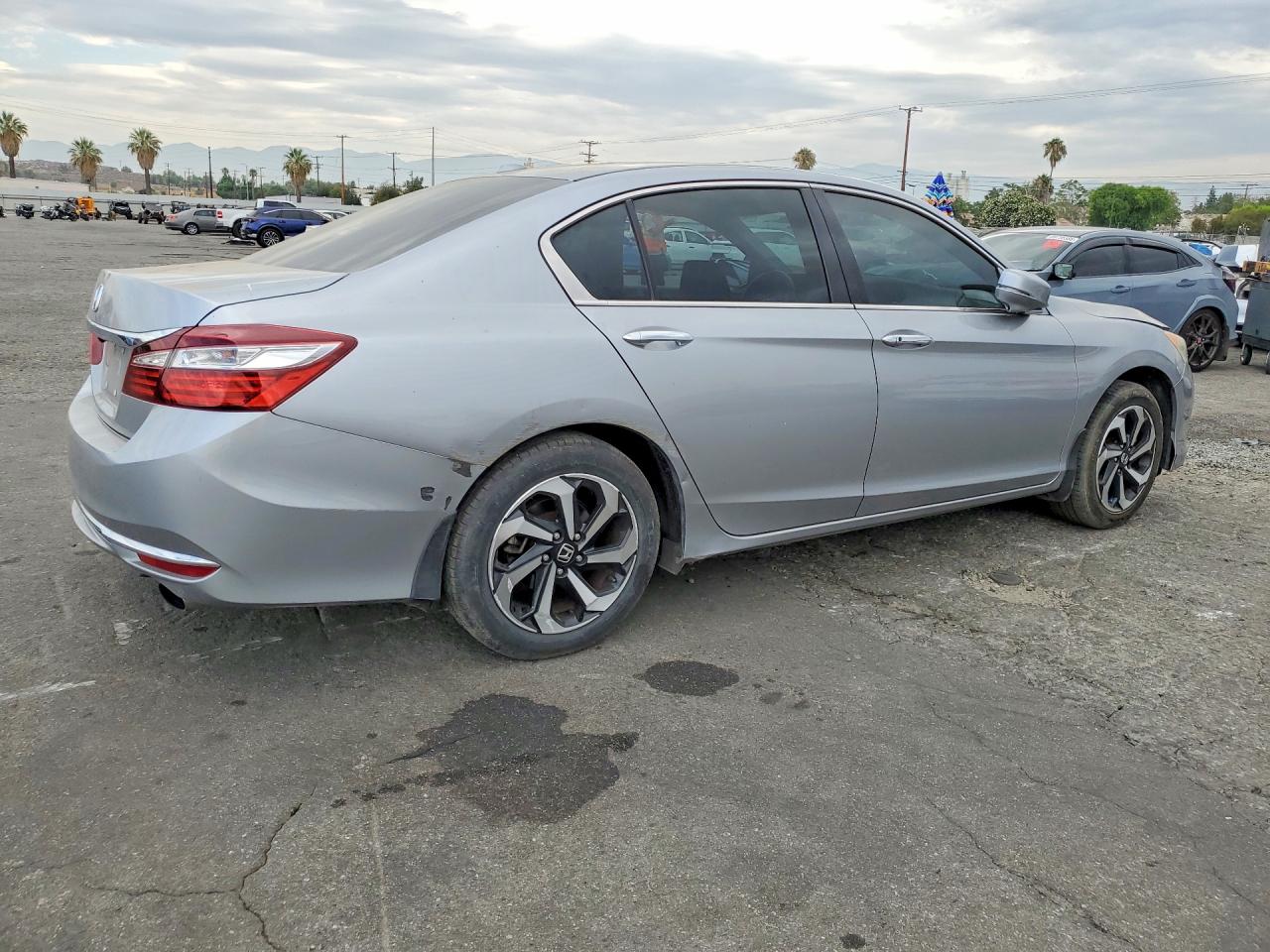 2016 HONDA ACCORD EX — снимка 3