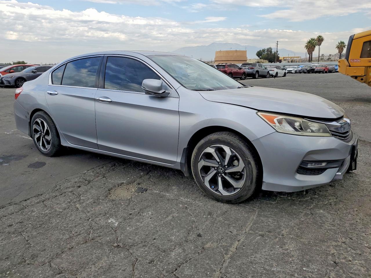 2016 HONDA ACCORD EX — снимка 4