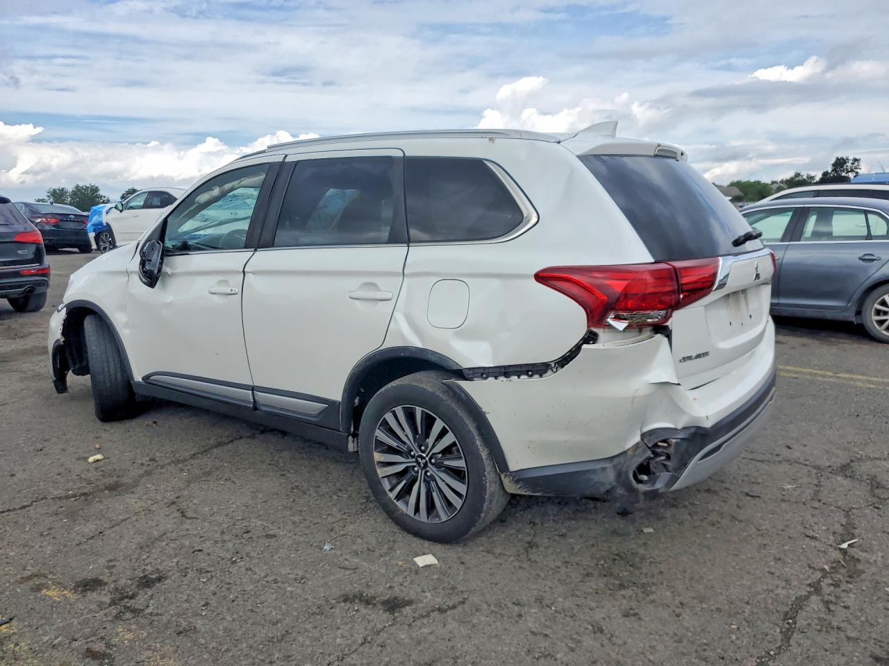 2020 MITSUBISHI OUTLANDER SE — снимка 2