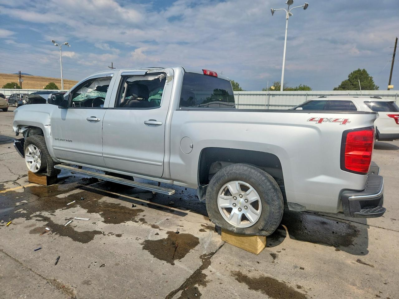 2015 CHEVROLET SILVERADO K1500 LT — снимка 2