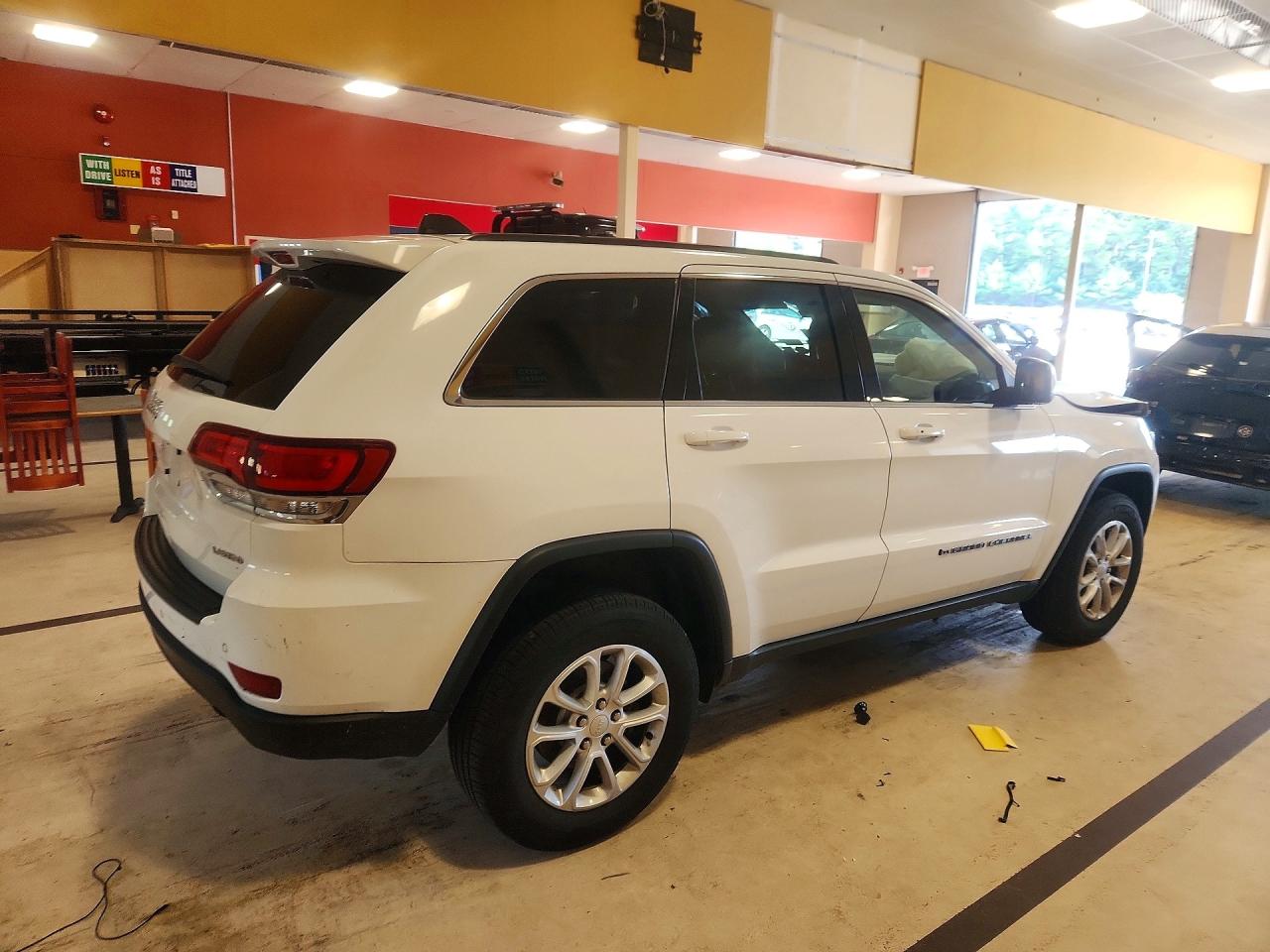 2022 JEEP GRAND CHEROKEE LAREDO E — снимка 3