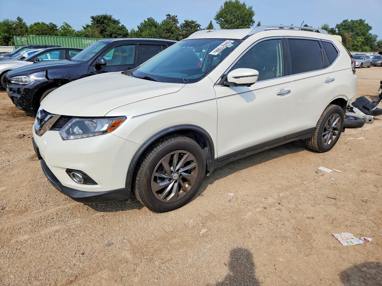 2016 NISSAN ROGUE SL