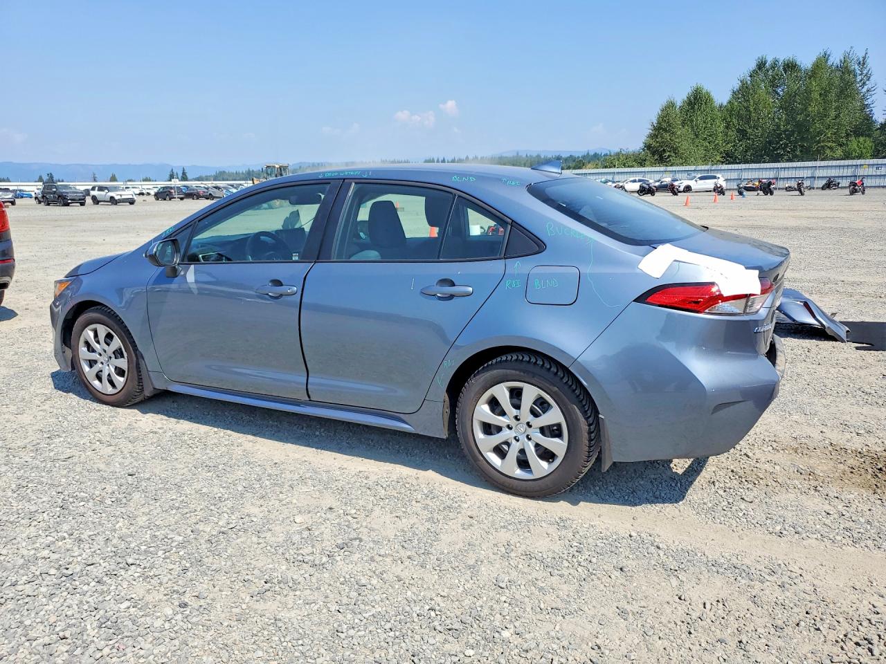 2025 TOYOTA COROLLA LE — снимка 2