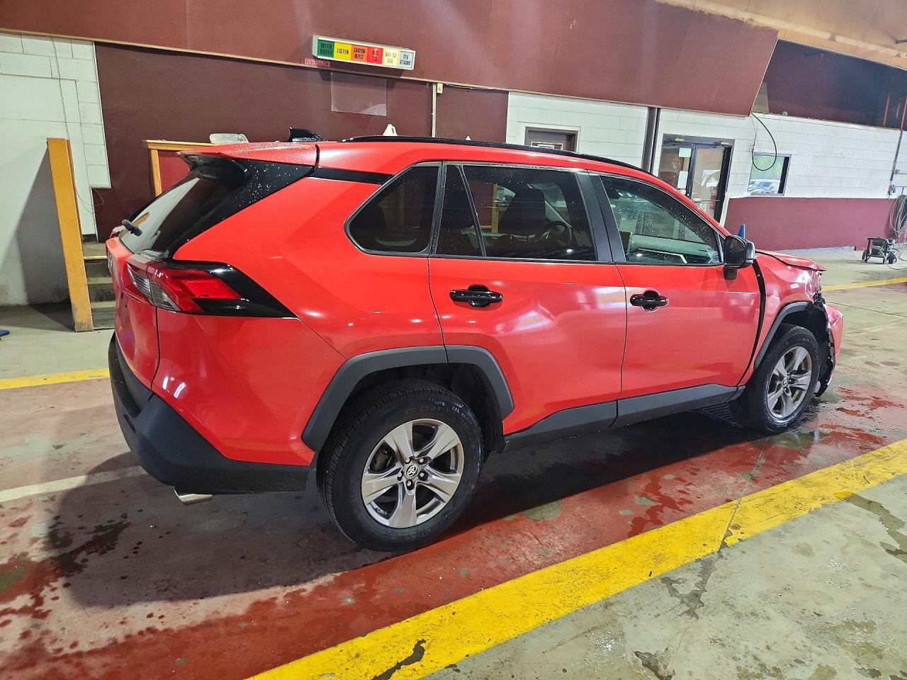 2023 TOYOTA RAV4 LE — снимка 3