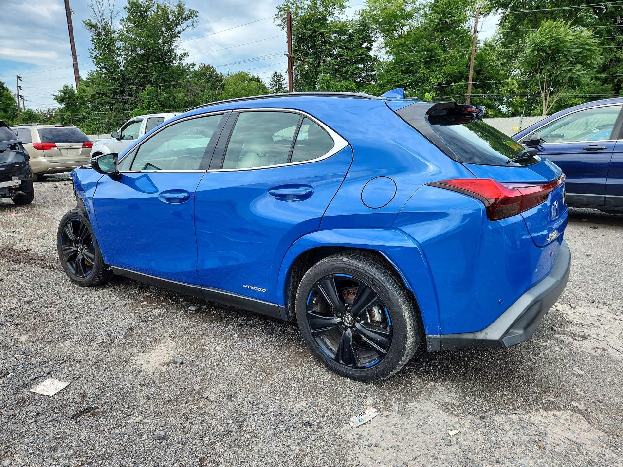 2021 LEXUS UX 250H — снимка 2