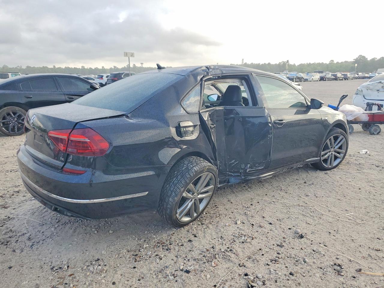 2018 VOLKSWAGEN PASSAT S — снимка 3