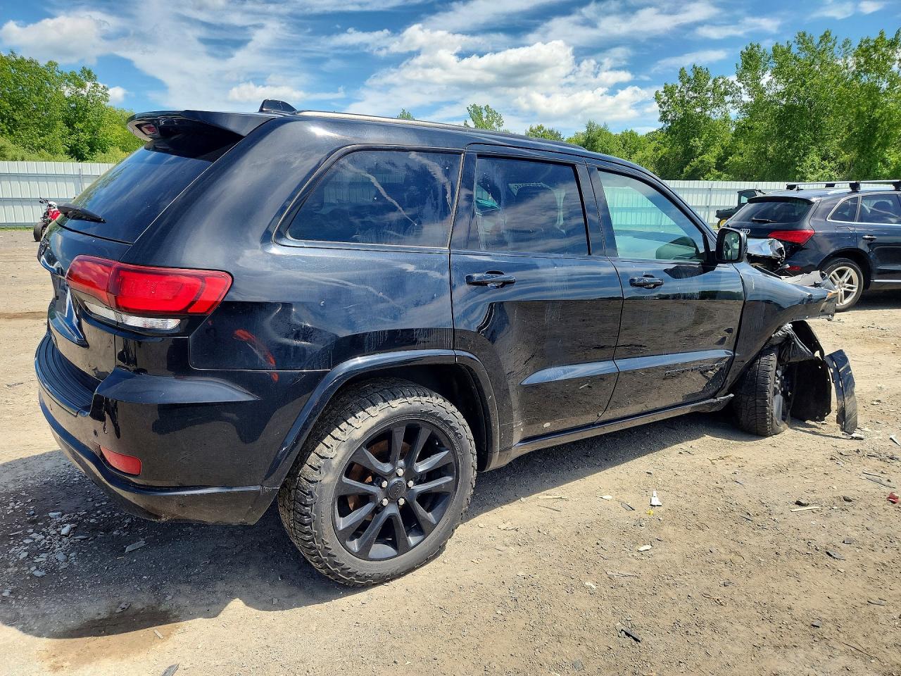 2017 JEEP GRAND CHEROKEE LAREDO — снимка 3