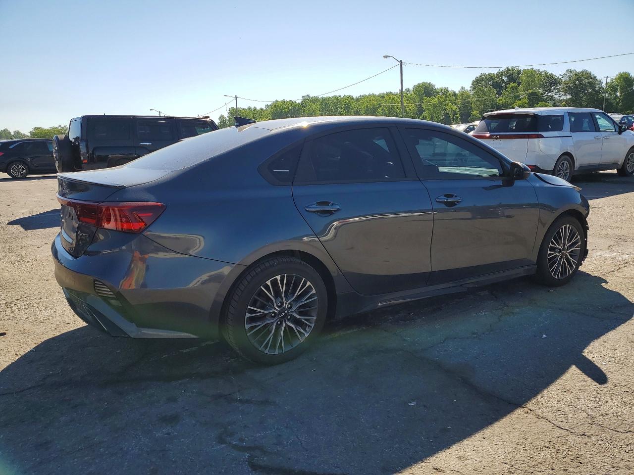 2023 KIA FORTE GT LINE — снимка 3