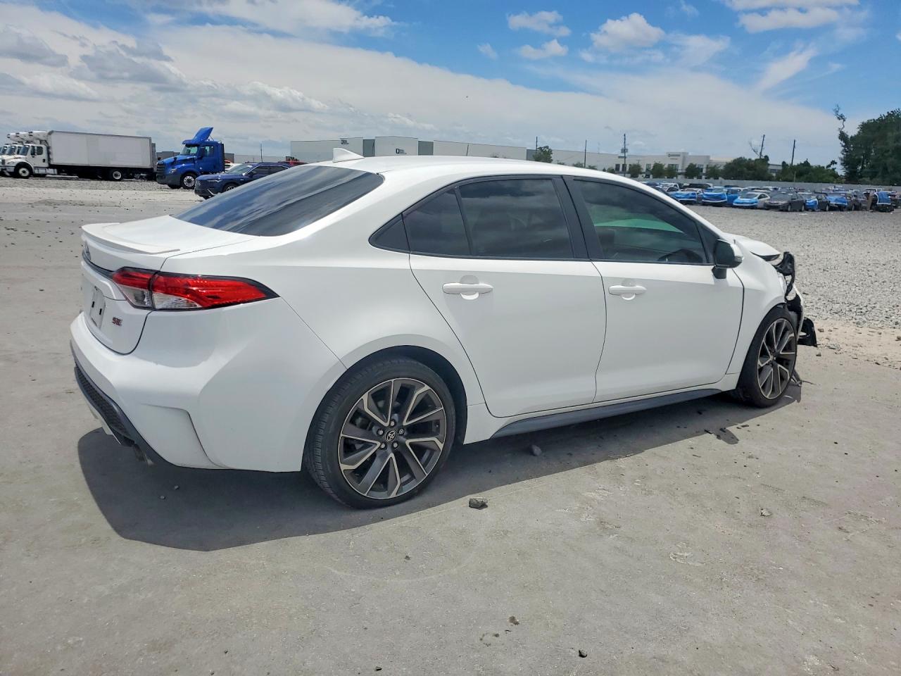 2022 TOYOTA COROLLA SE — снимка 3