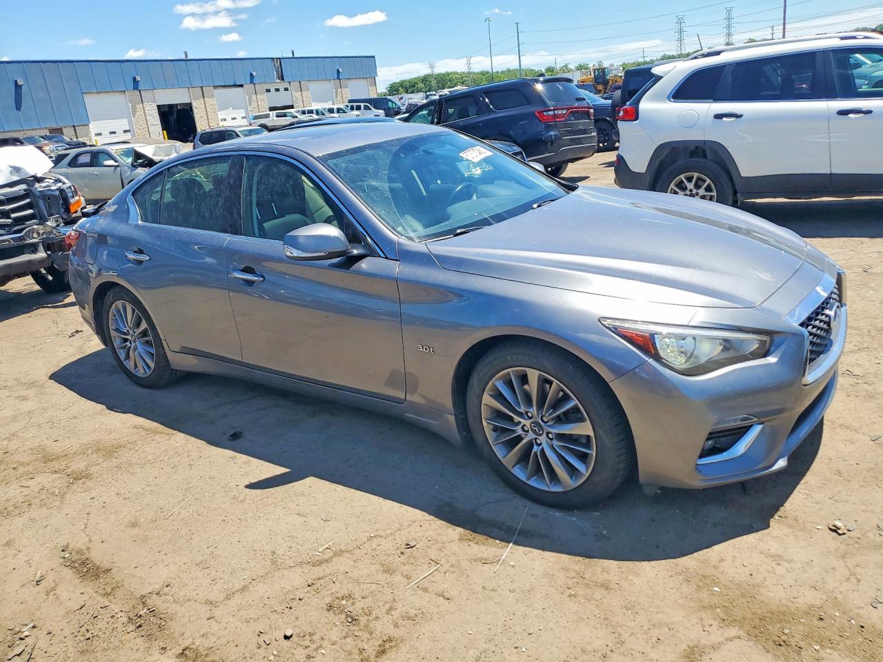 2018 INFINITI Q50 3.0T LUXE — снимка 4