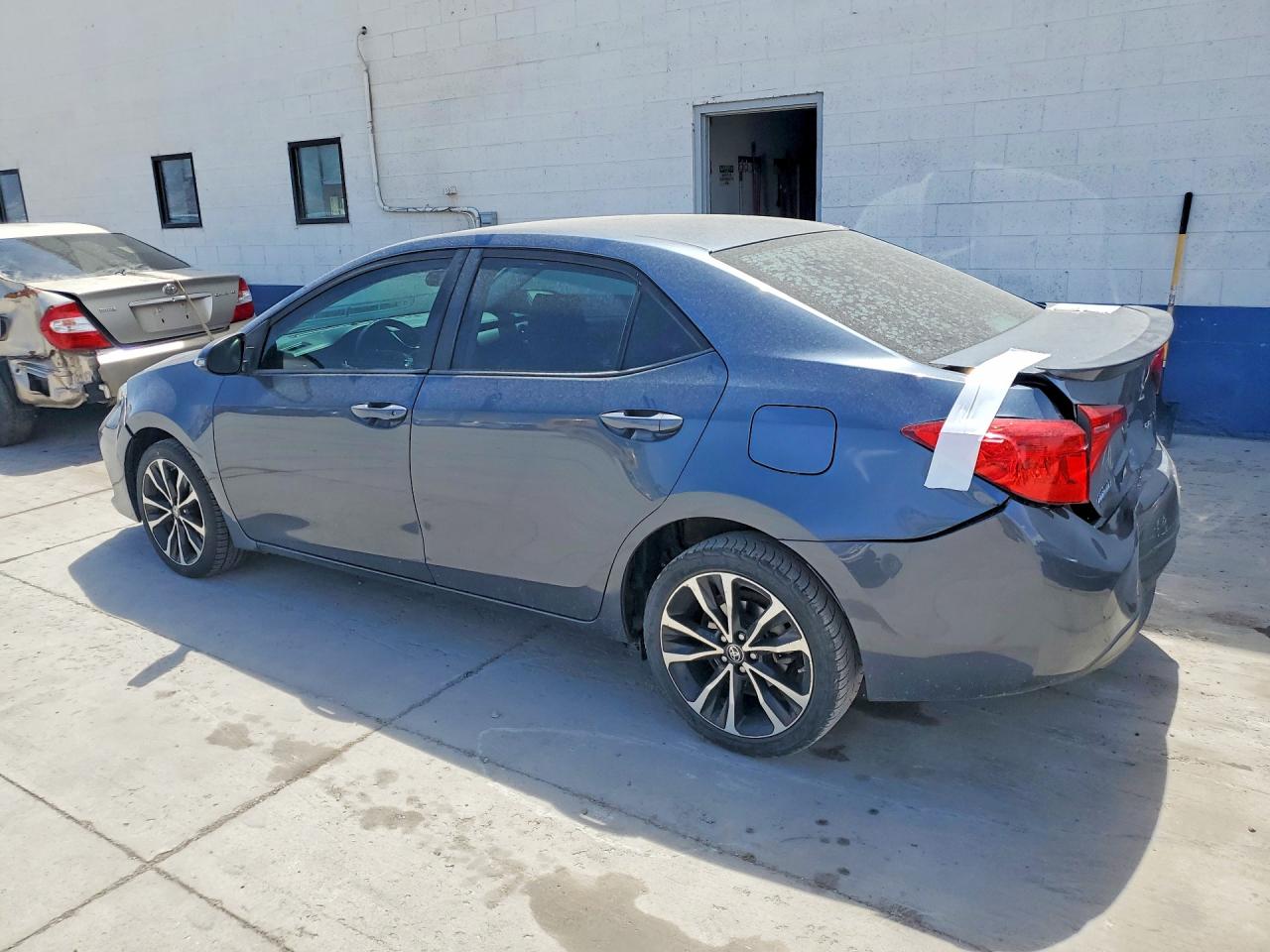 2017 TOYOTA COROLLA SE — снимка 2