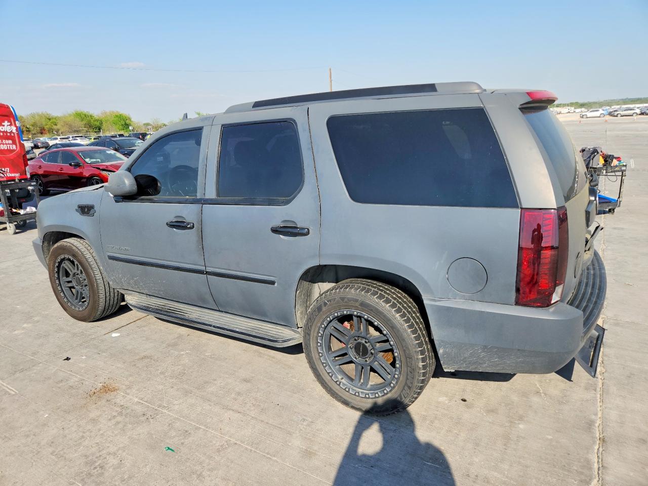 2013 CADILLAC ESCALADE — снимка 2