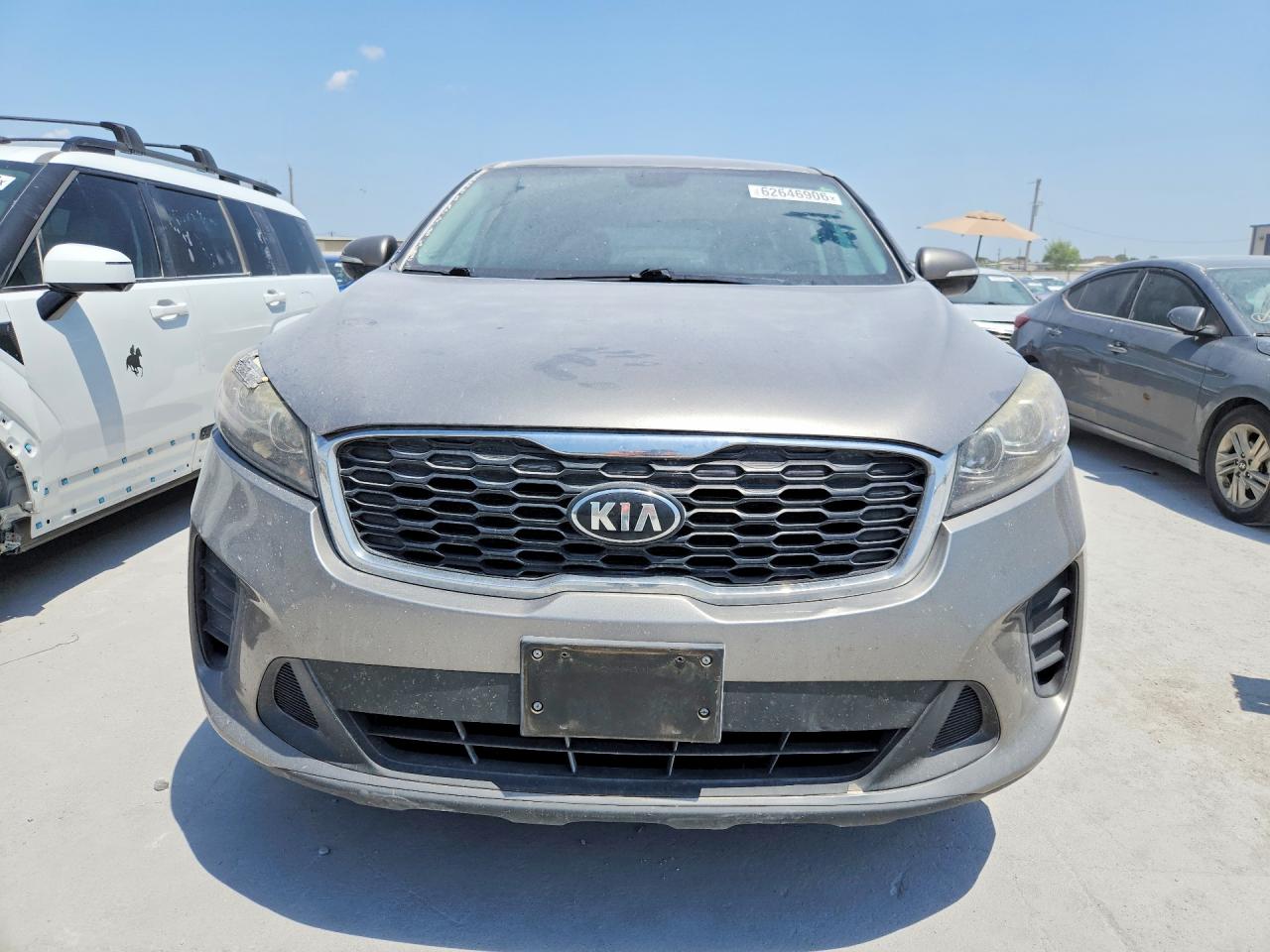 2019 KIA SORENTO LX V6 — снимка 5