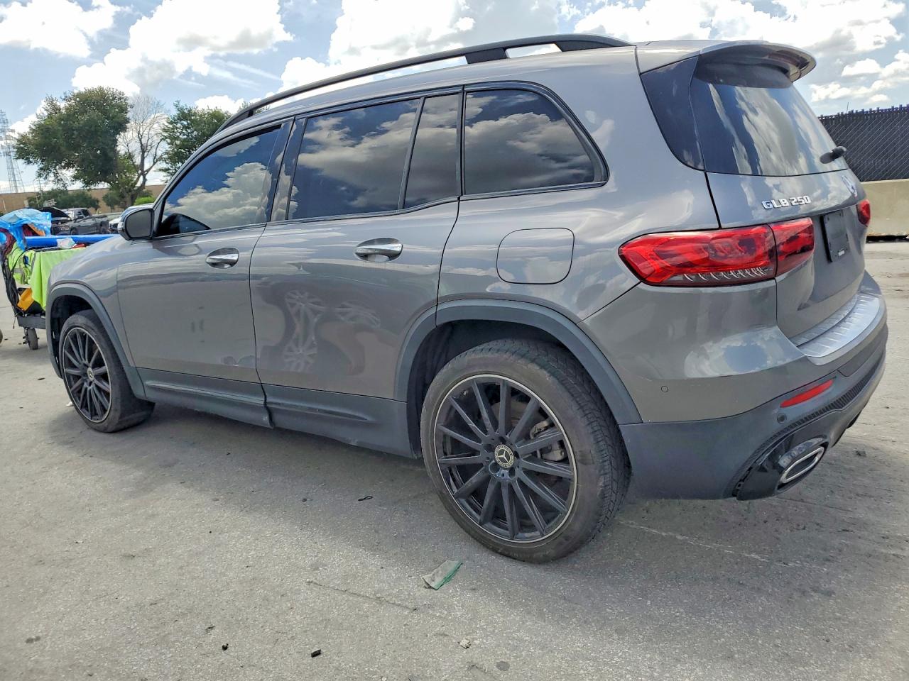 2023 MERCEDES-BENZ GLB 250 — снимка 2