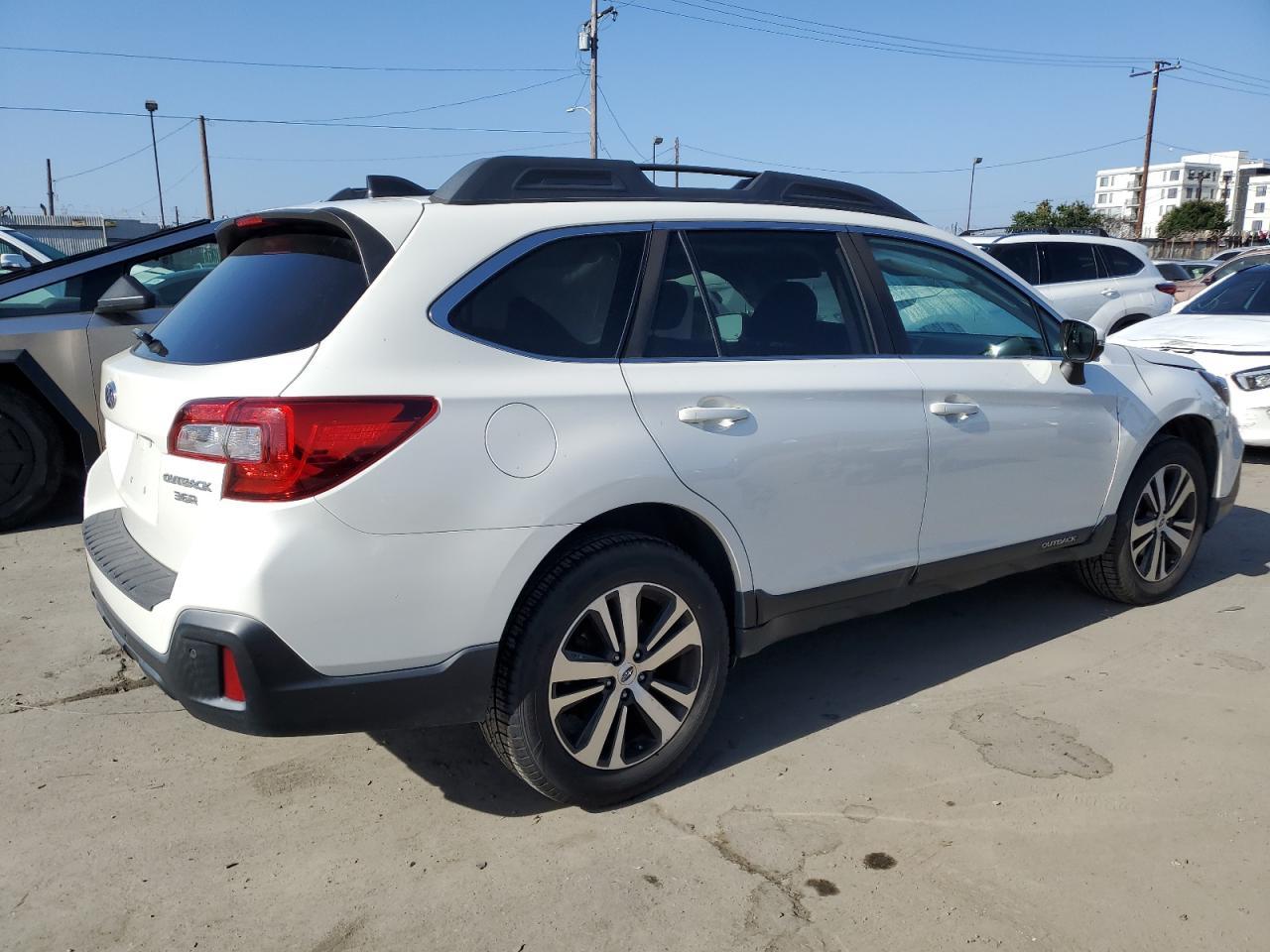 2019 SUBARU OUTBACK 3.6R LIMITED 3.6R LIMITED — снимка 3