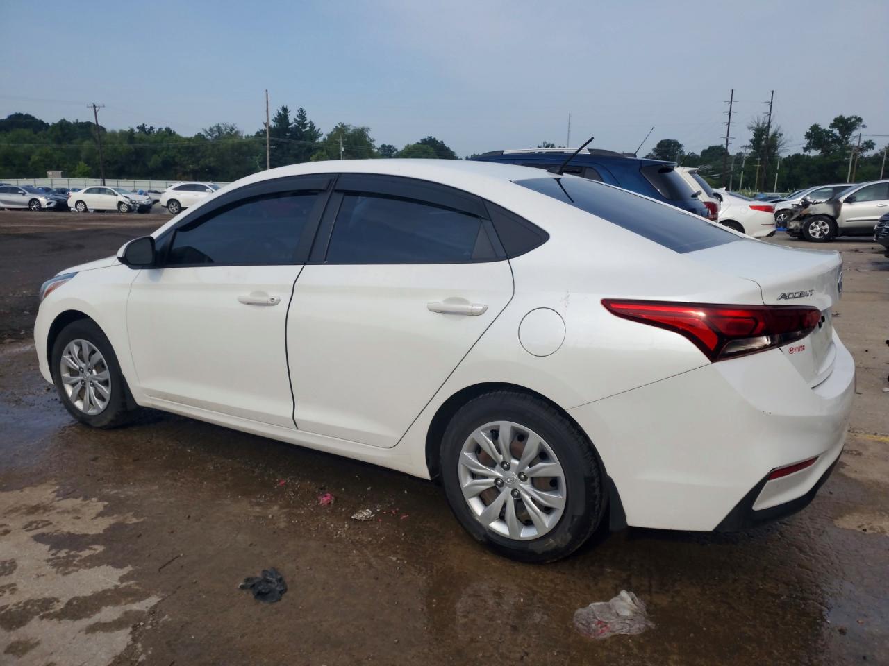2019 HYUNDAI ACCENT SE — снимка 2
