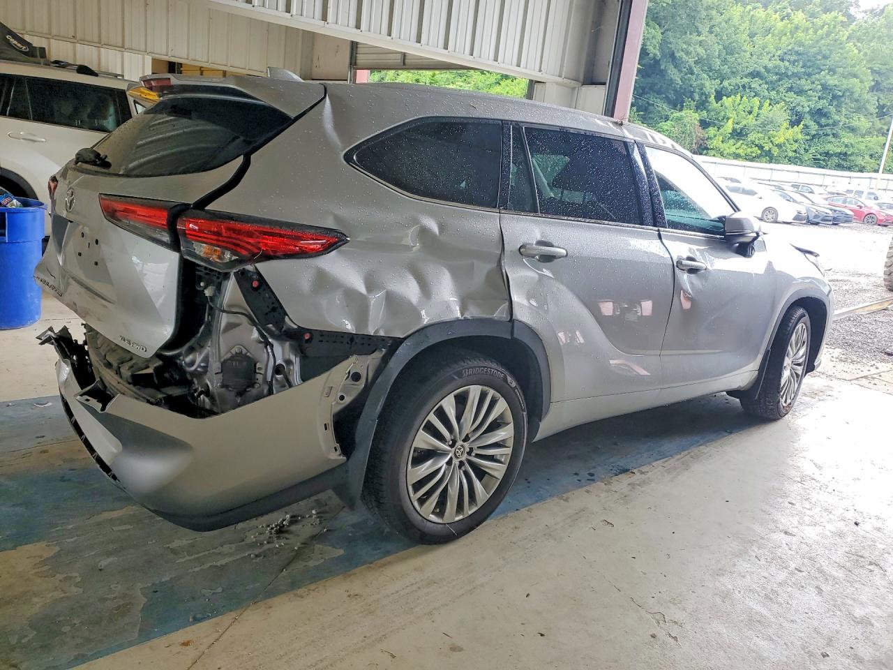 2022 TOYOTA HIGHLANDER XLE — снимка 3
