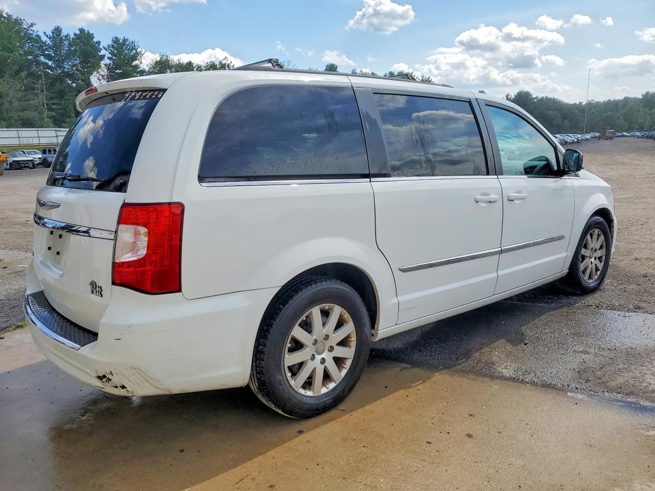 2016 CHRYSLER TOWN & COUNTRY TOURING — снимка 3