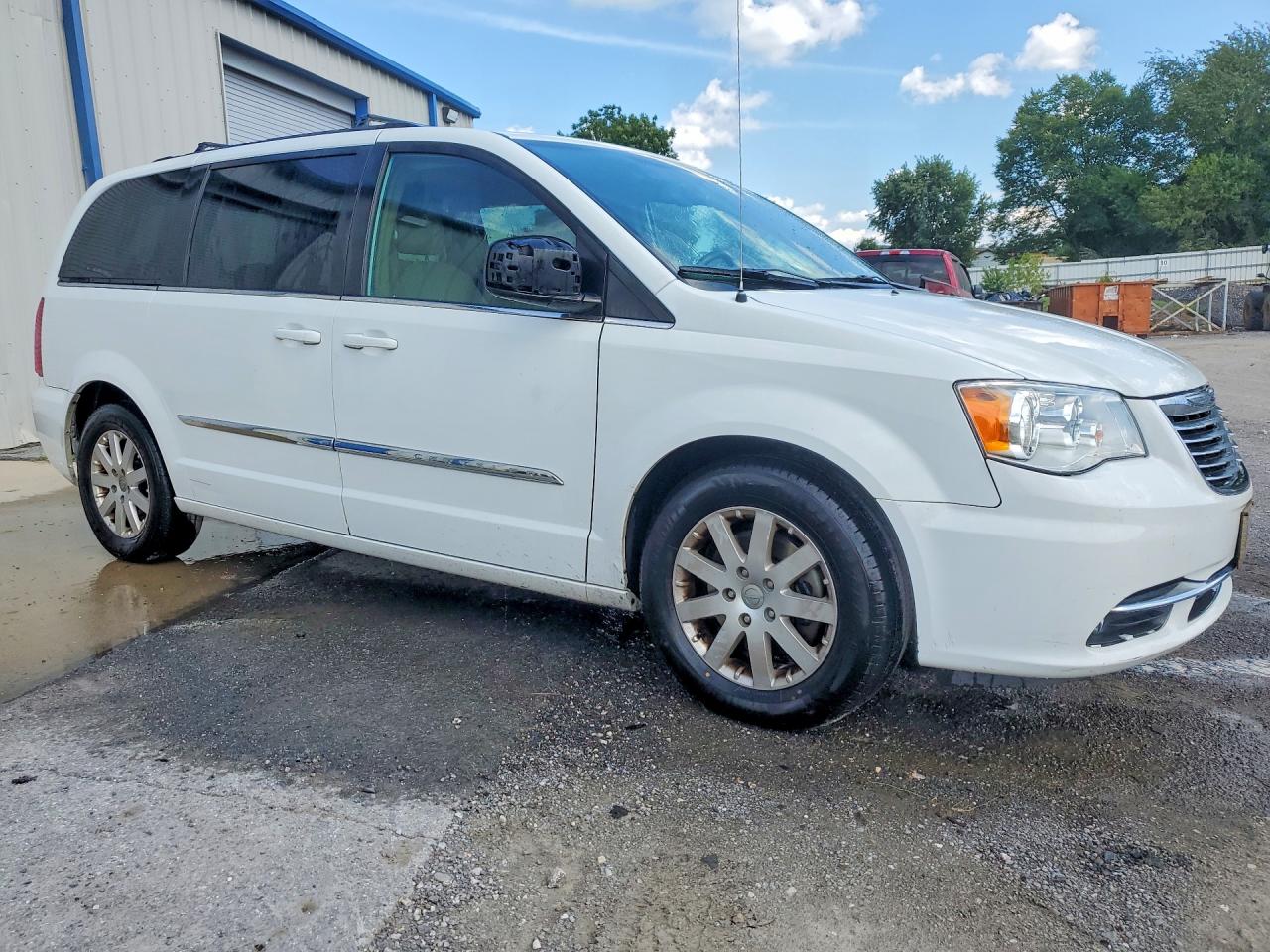 2016 CHRYSLER TOWN & COUNTRY TOURING — снимка 4