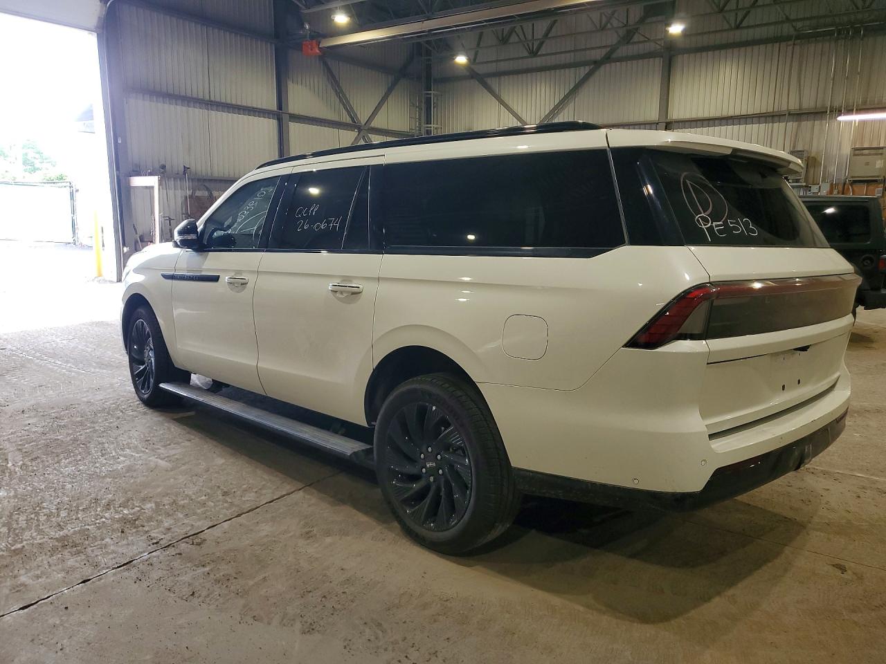 2025 LINCOLN NAVIGATOR L RESERVE — снимка 2