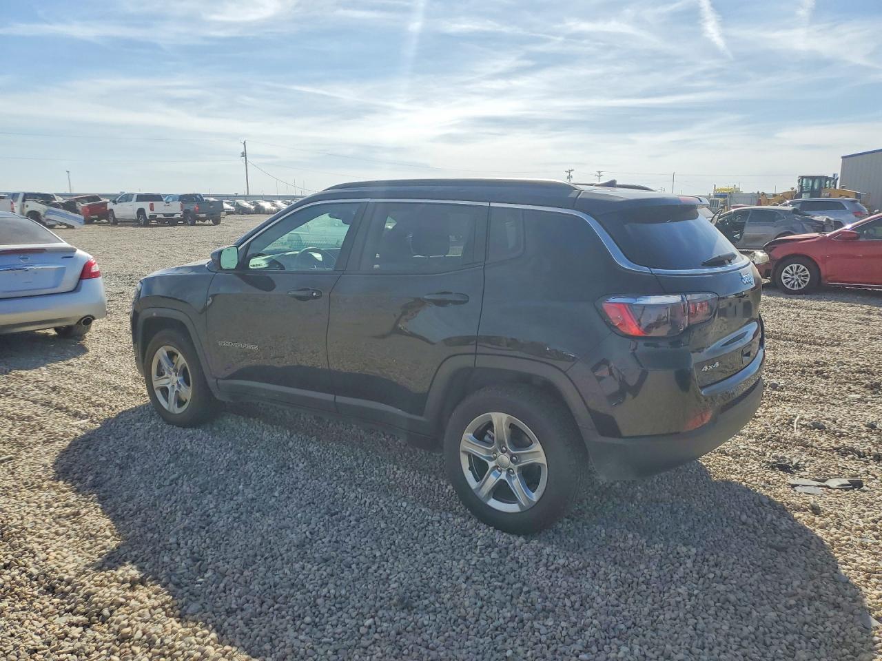 2024 JEEP COMPASS LATITUDE — снимка 2