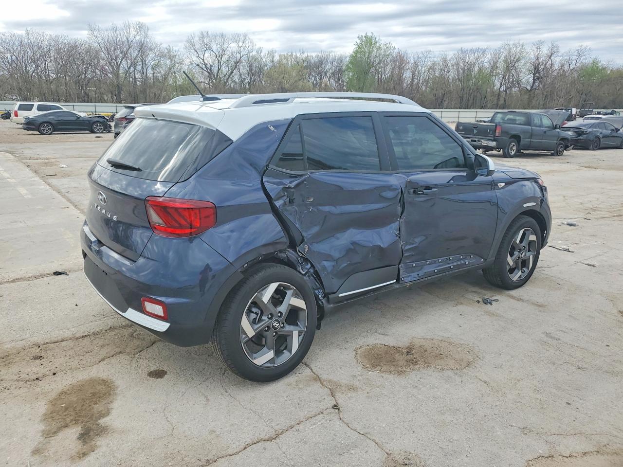 2026 HYUNDAI VENUE SEL — снимка 3
