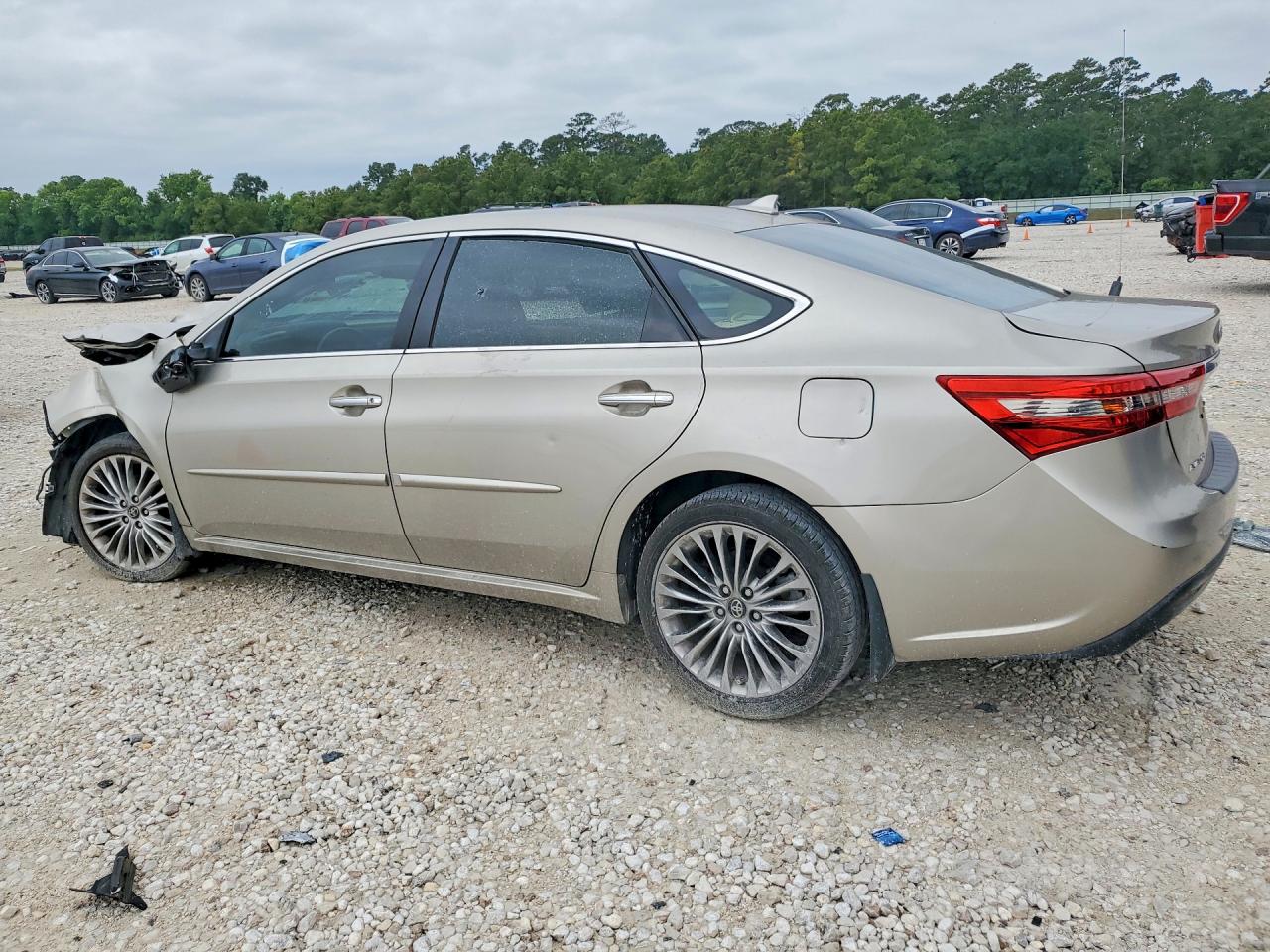 2017 TOYOTA AVALON LIMITED — снимка 2