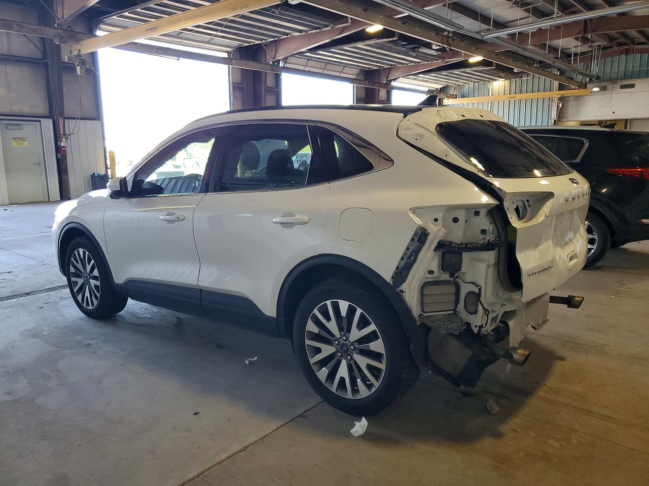 2022 FORD ESCAPE TITANIUM — снимка 2