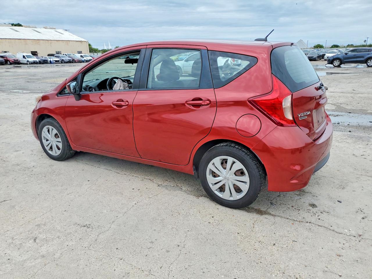 2017 NISSAN VERSA — снимка 2