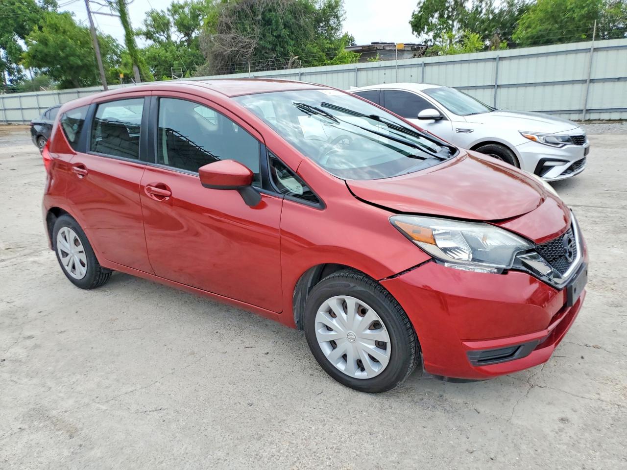 2017 NISSAN VERSA — снимка 4