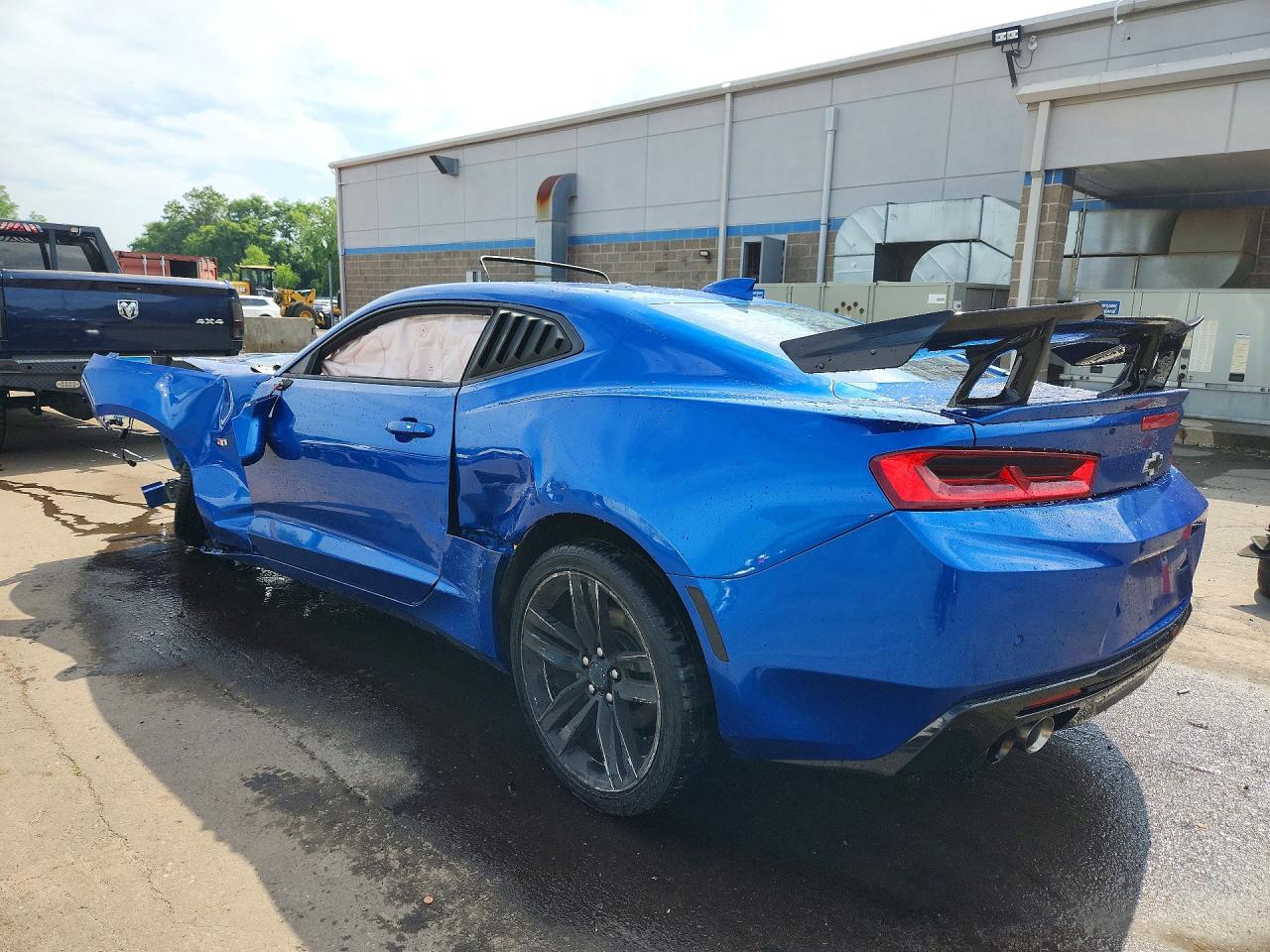 2017 CHEVROLET CAMARO LT — снимка 2