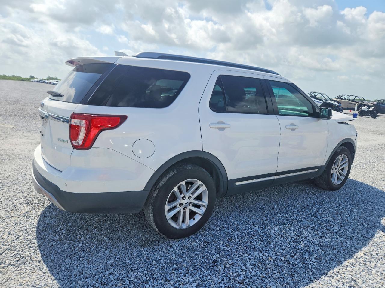 2016 FORD EXPLORER XLT — снимка 3