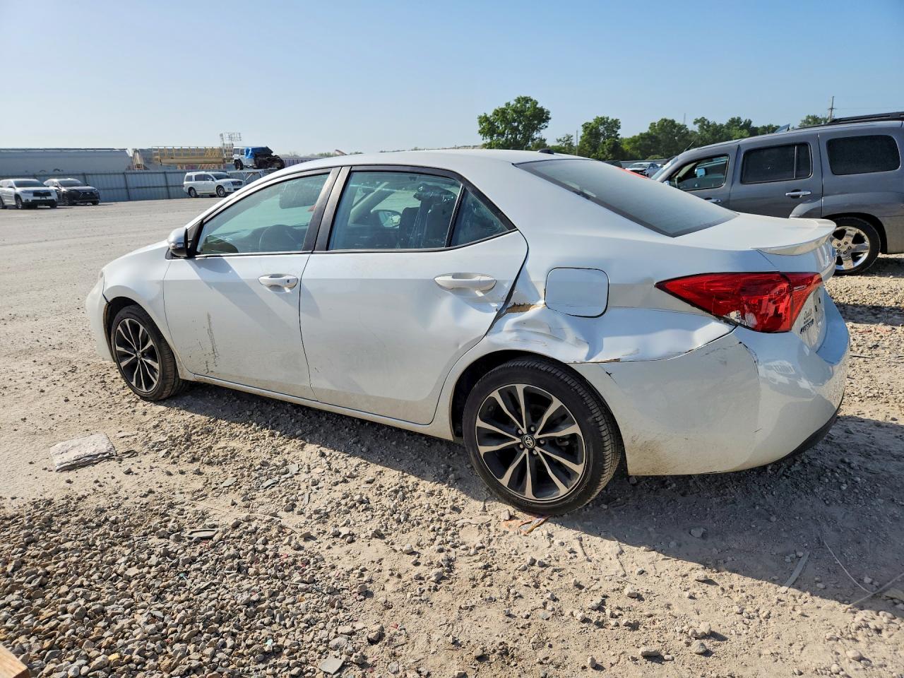 2017 TOYOTA COROLLA SE — снимка 2
