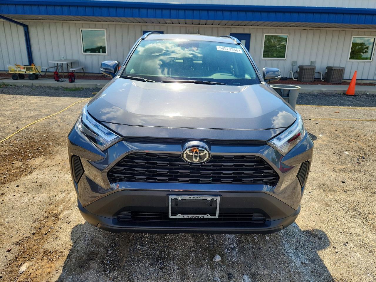 2024 TOYOTA RAV4 XLE — снимка 5
