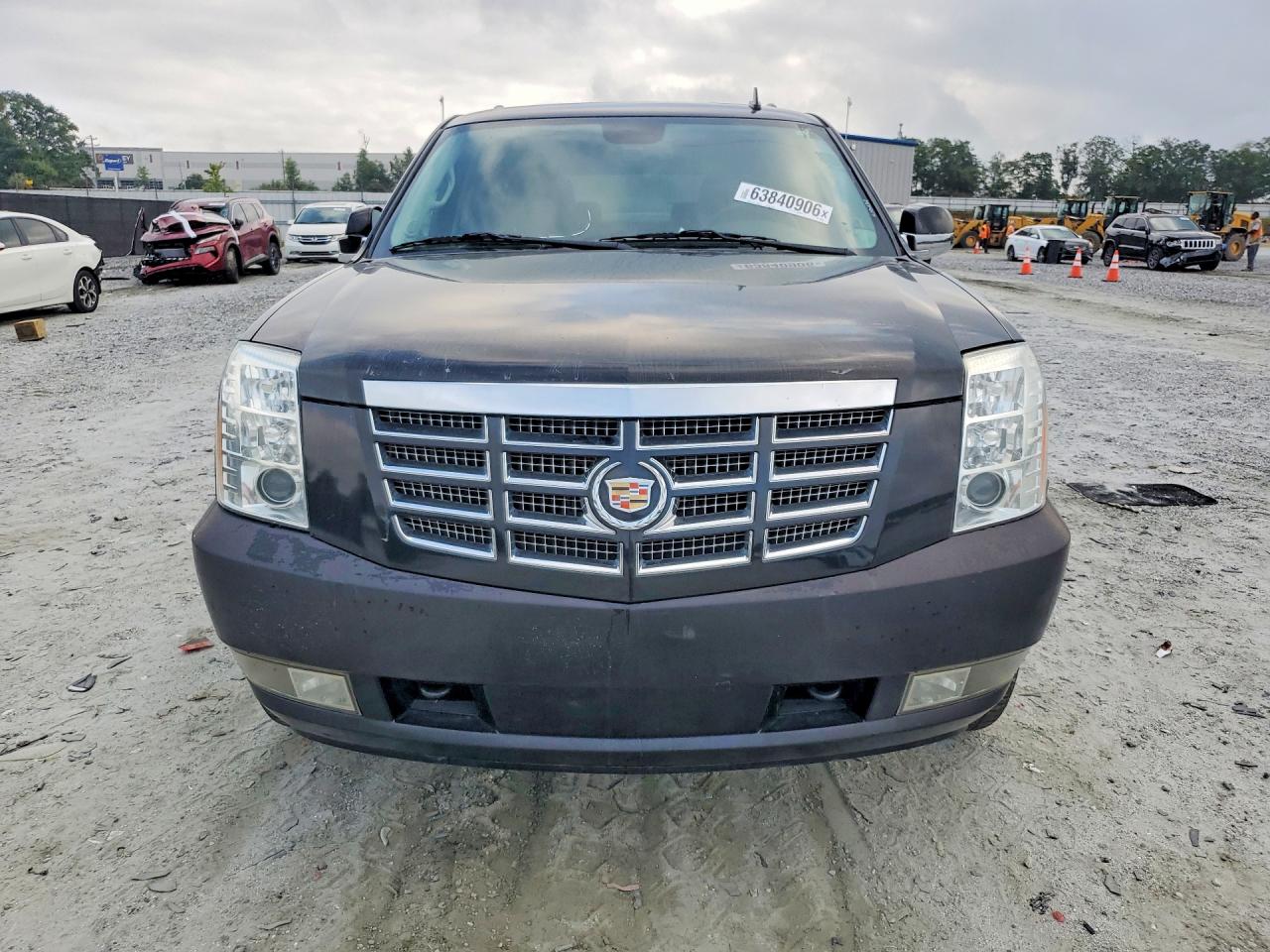 2013 CADILLAC ESCALADE LUXURY — снимка 5