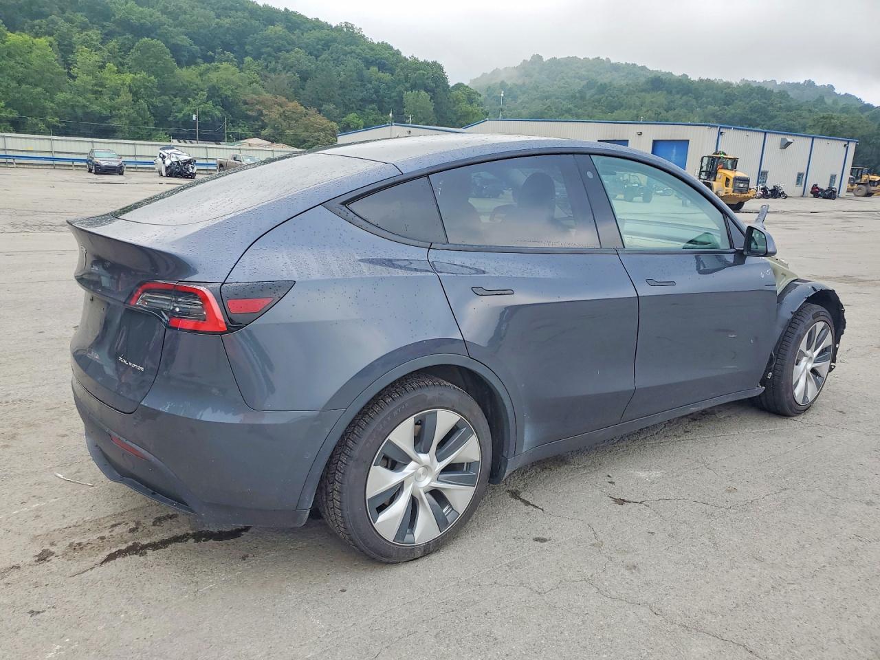 2021 TESLA MODEL Y — снимка 3
