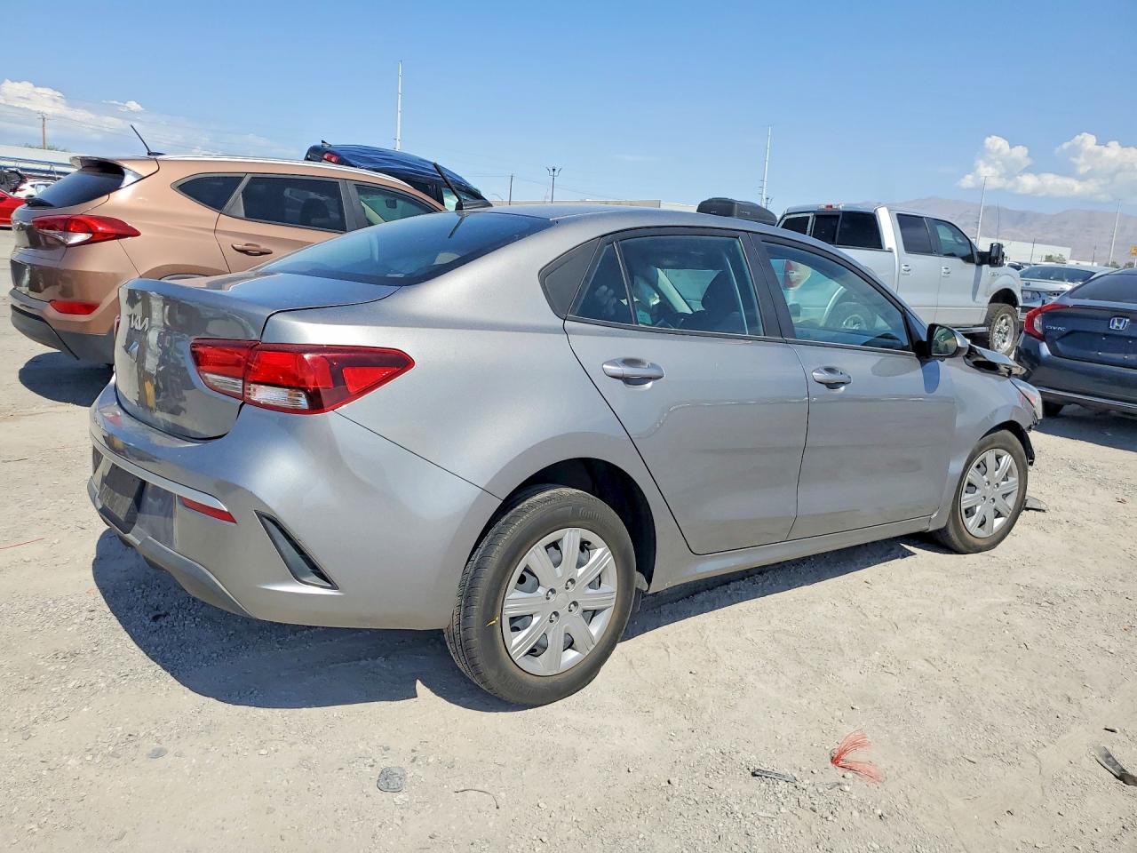 2022 KIA RIO S — снимка 3