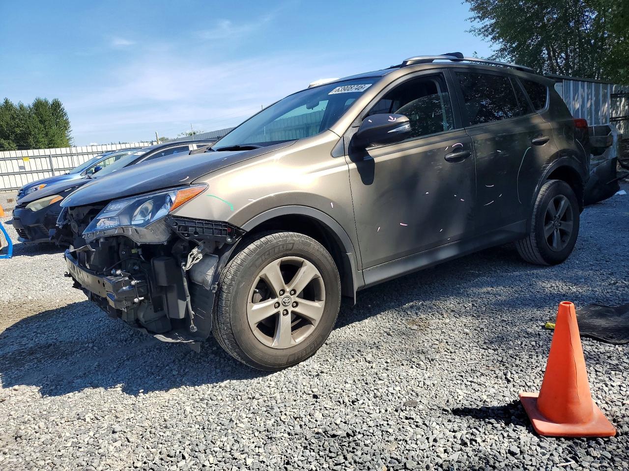2015 TOYOTA RAV4 XLE