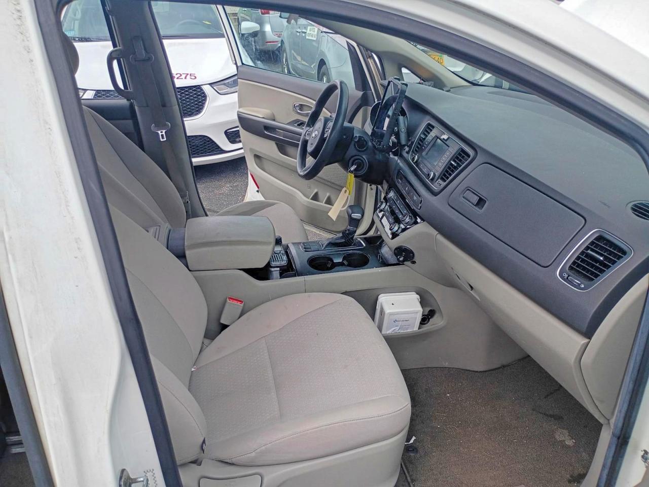 2017 KIA SEDONA L — снимка 5