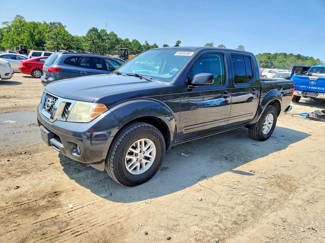2015 NISSAN FRONTIER S