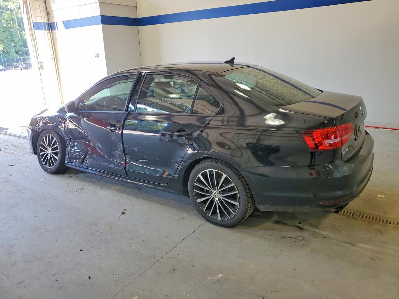 2015 VOLKSWAGEN JETTA SE — снимка 2