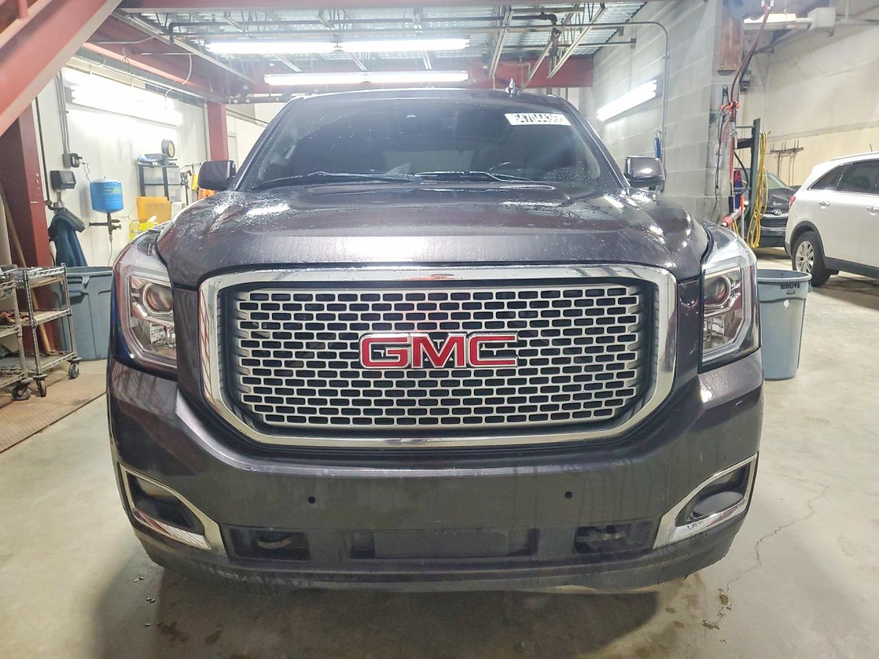 2016 GMC YUKON SLT — photo 5