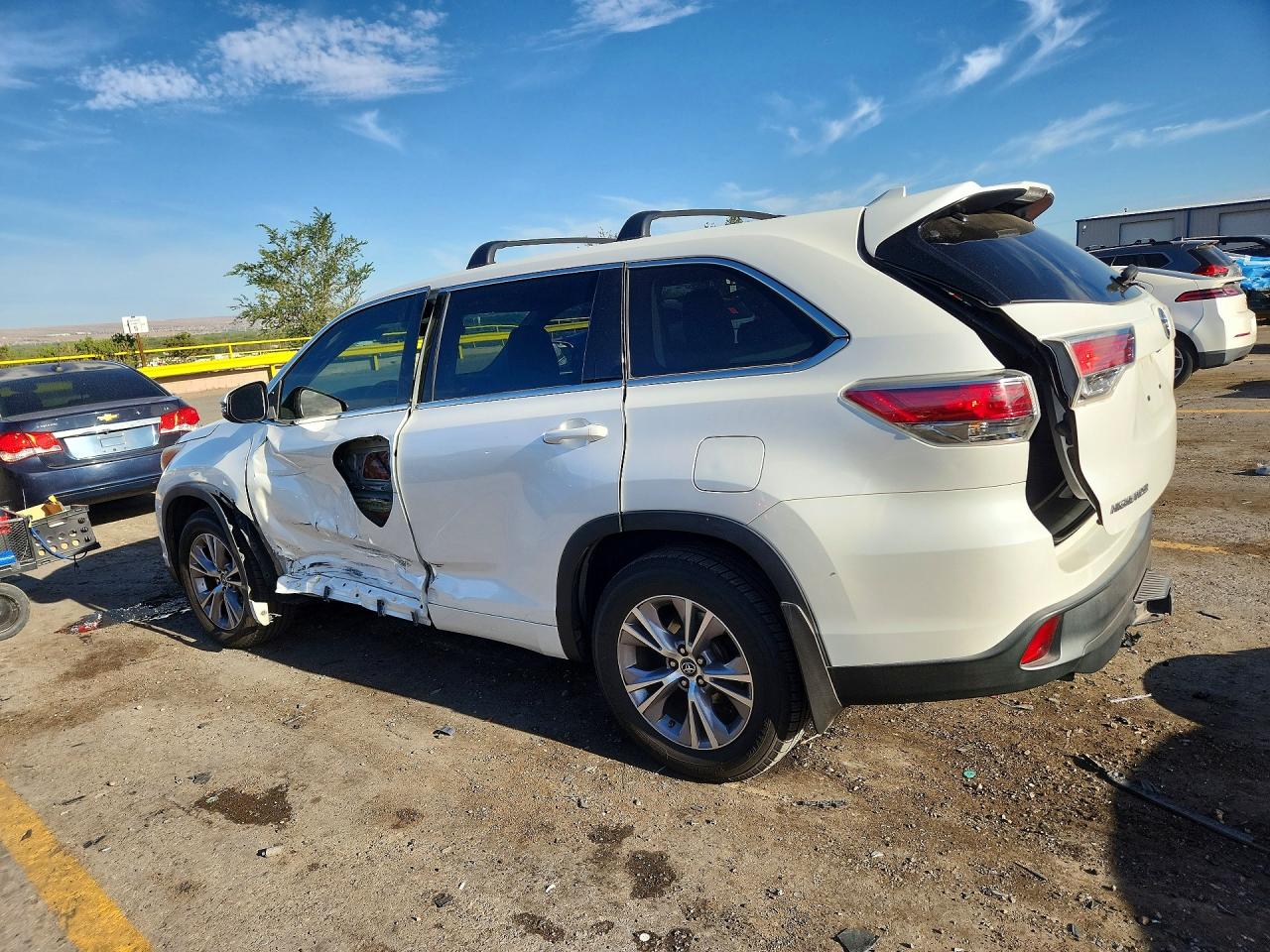 2016 TOYOTA HIGHLANDER LE PLUS — снимка 2
