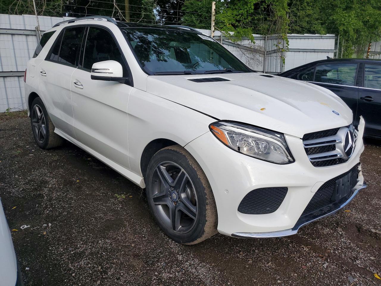2017 MERCEDES-BENZ GLE 400 4MATIC — снимка 4