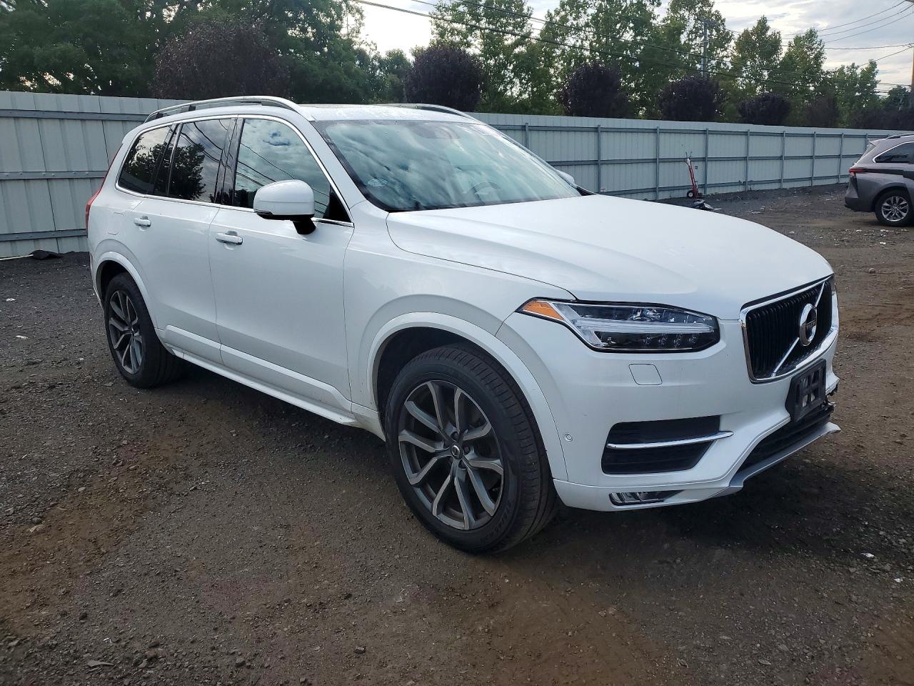 2017 VOLVO XC90 T6 — снимка 4
