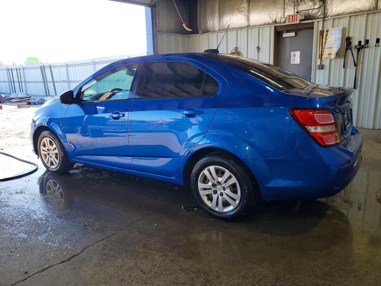 2017 CHEVROLET SONIC LS — снимка 2