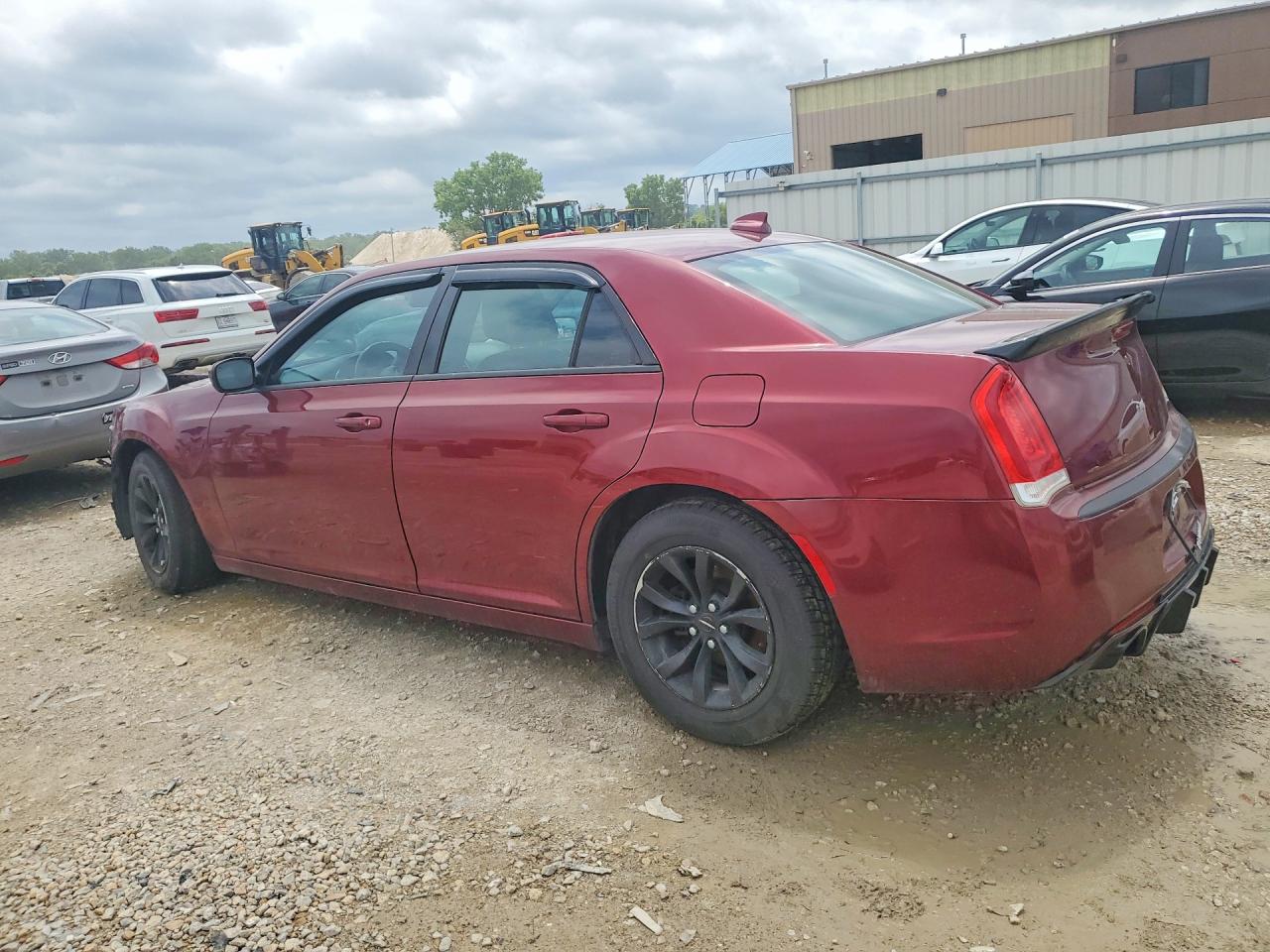 2015 CHRYSLER 300 LIMITED — снимка 2