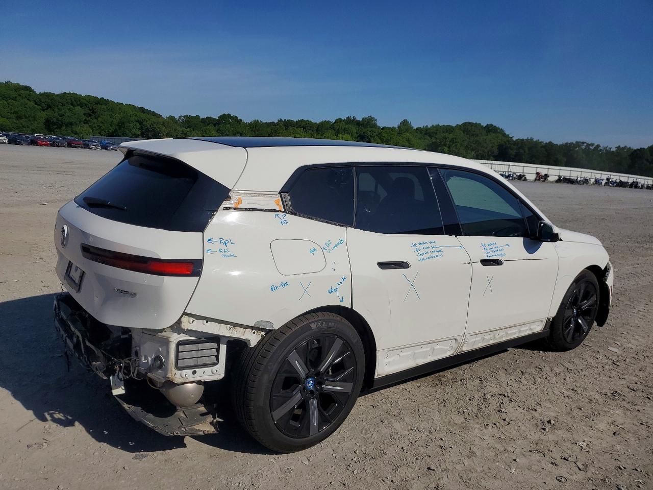 2022 BMW IX XDRIVE50 — снимка 3