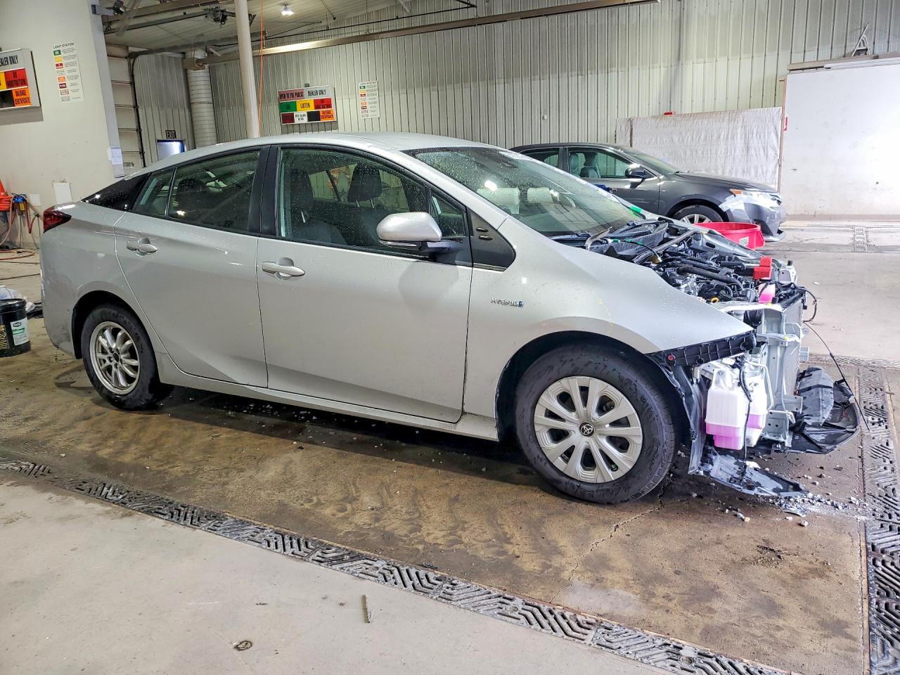2022 TOYOTA PRIUS LE — снимка 4